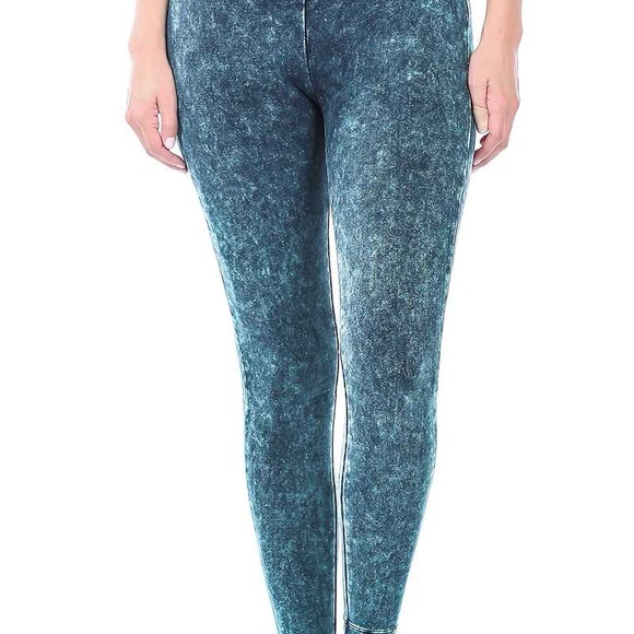 MINERAL WASHED WIDE WAISTBAND LEGGINGS - Picture 2 of 2